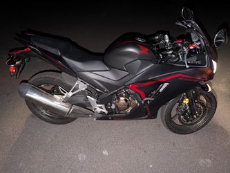2022 Honda CBR300R