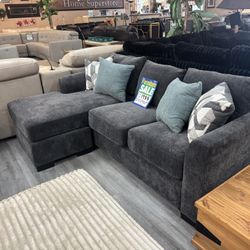 Sleeper Sectional With Reversible Ottoman And Queen Mattress 