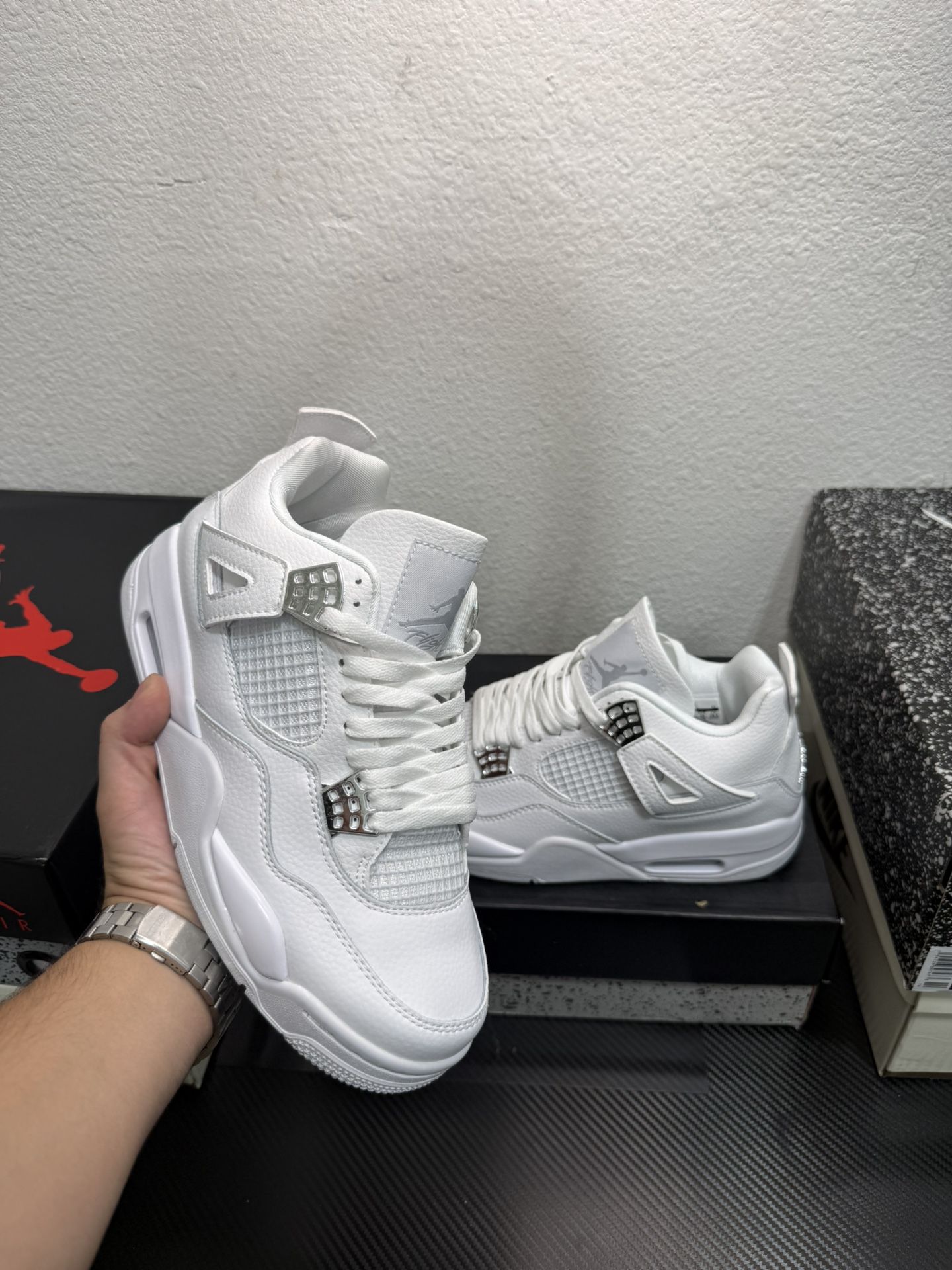 Aj4 Nike Air jordan 4 retro white metal Pure Money size 7,7.5,8,8.5,9,9.5,10,10.5,11,12