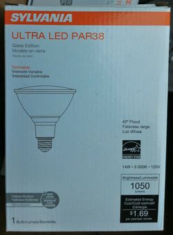 SYLVANIA ULTRA Dimmable Daylight Par38 LED Flood Light Bulb