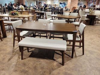 6 pc Casual Mid century Dining Set!