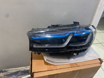 2021-2023 BMW 5 series left headlight