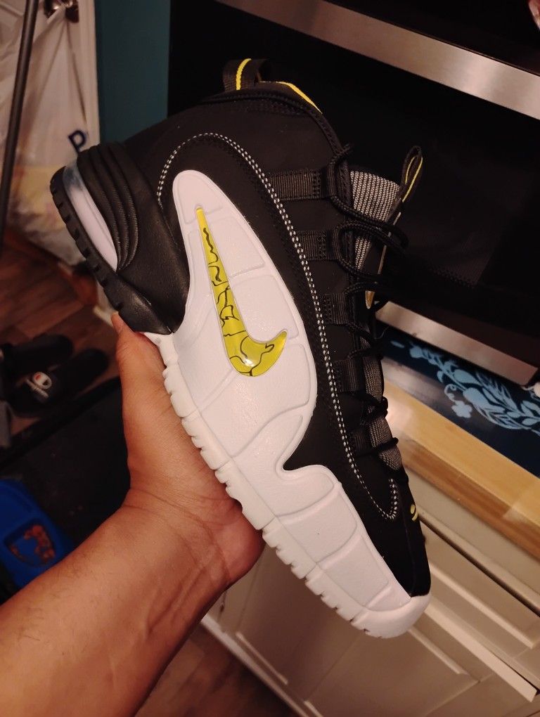 PENNYS SIZE 11
