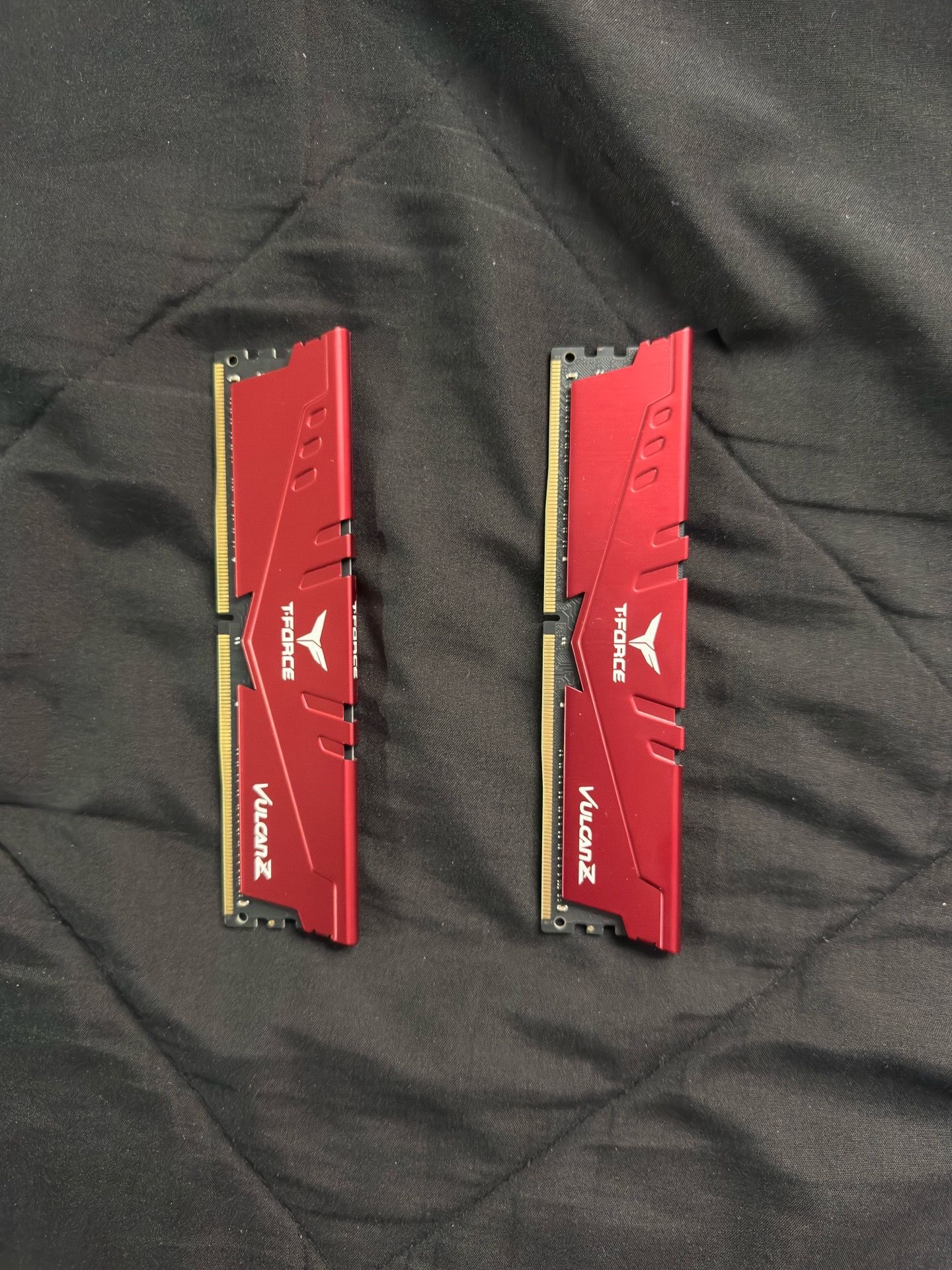 16gbs of DDR4 (2x8)