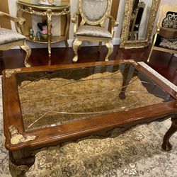 Very  Gorgeous  Coffee Table 