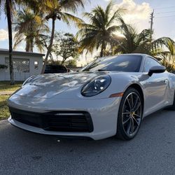 2022 Porsche 911  Carrera