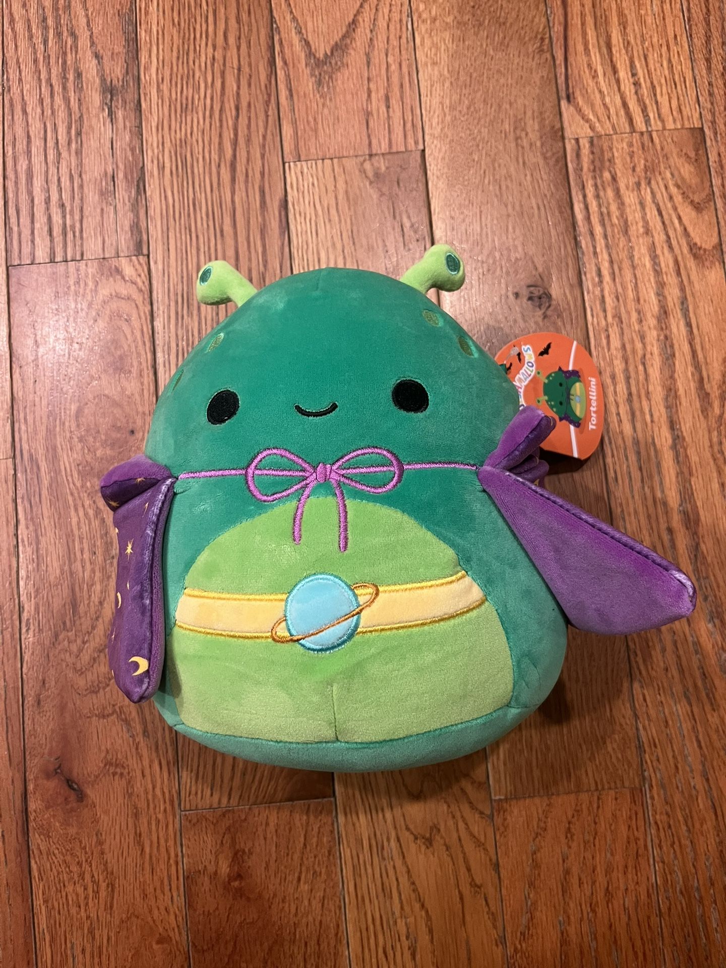 New Squishmallows 8" Tortellini Plush Stuffed Alien Halloween Squad Cape Tag Toy