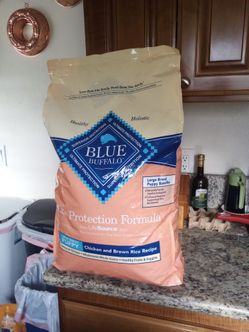 Blue Buffalo Puppy food (30 Lbs)