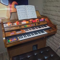 Kimble Organ M70 with Bench