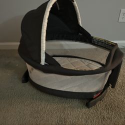 Graco Travel Bassinet 