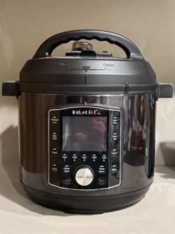Instant Pot Pro 10-in-1 6-Quart Pressure Cooker + Accessories