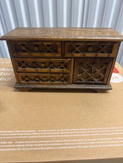 Vintage Royal Sealy Music  Wooden Jewelry Box Organizer Lattice Wood Ornate