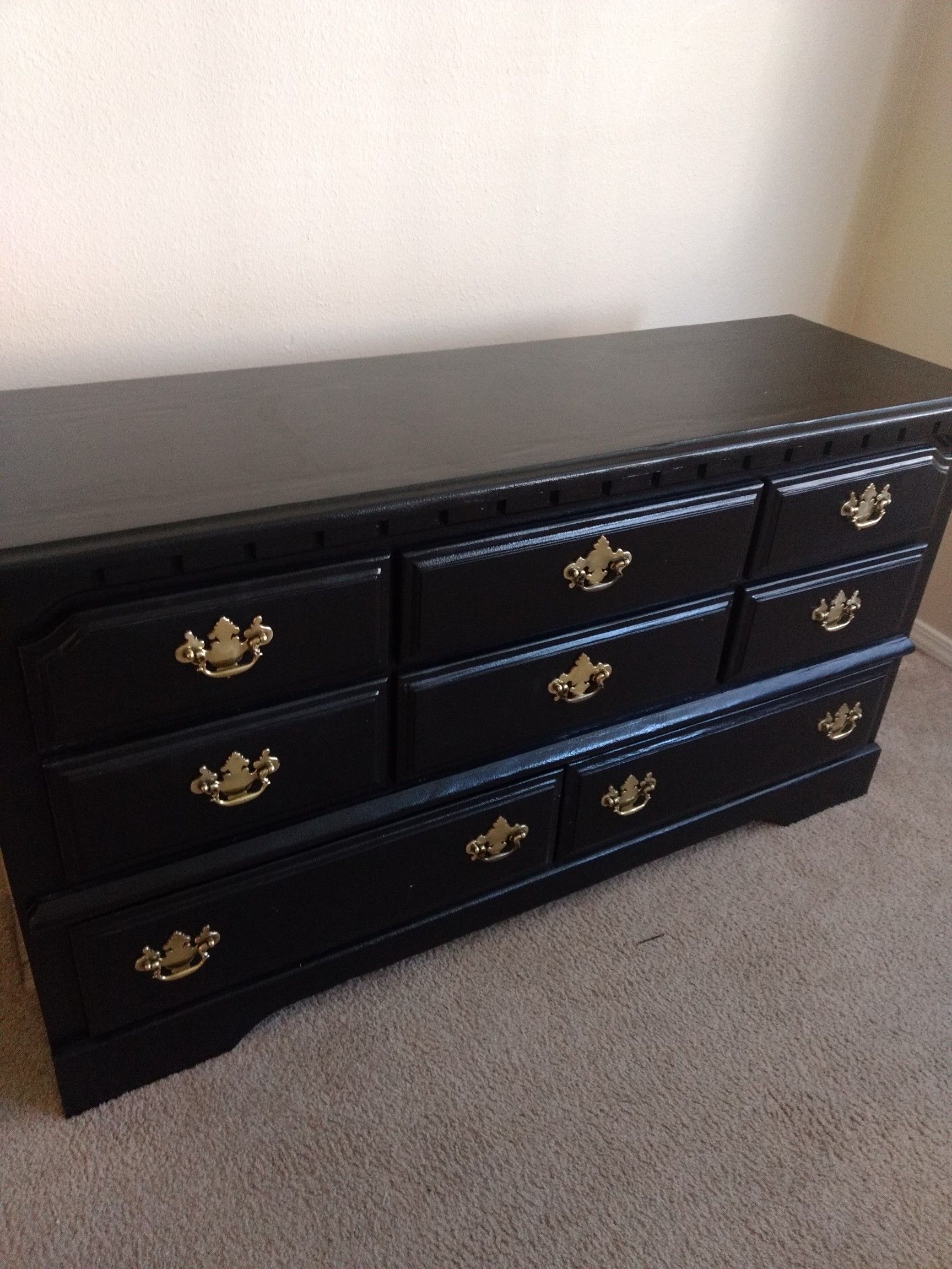 Drawers chest