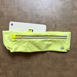 Lululemon Fast and Free Run Belt | Highlight Yellow | XS/S