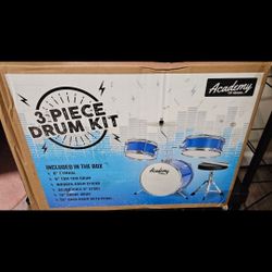 *SALE*3 PIECE DRUM SET 