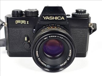 Black Yashica FR I 35mm SLR FILM Camera w/ Yashica ML 50mm Lens *WORKS*
