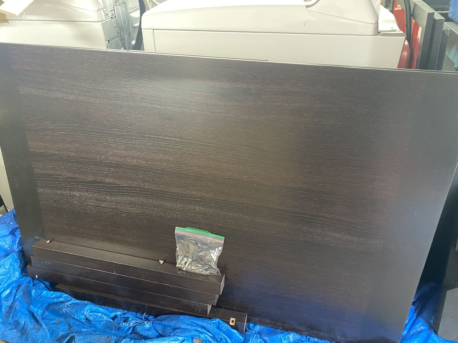Dining room Table