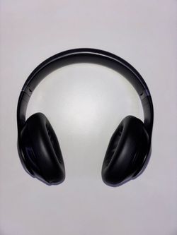 Beats Studio Pro Headphones - Great Condition
