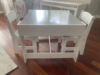 Kids Table And Chairs 