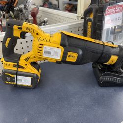 Dewalt Sawzall W/ Flexvolt 9ah Battery