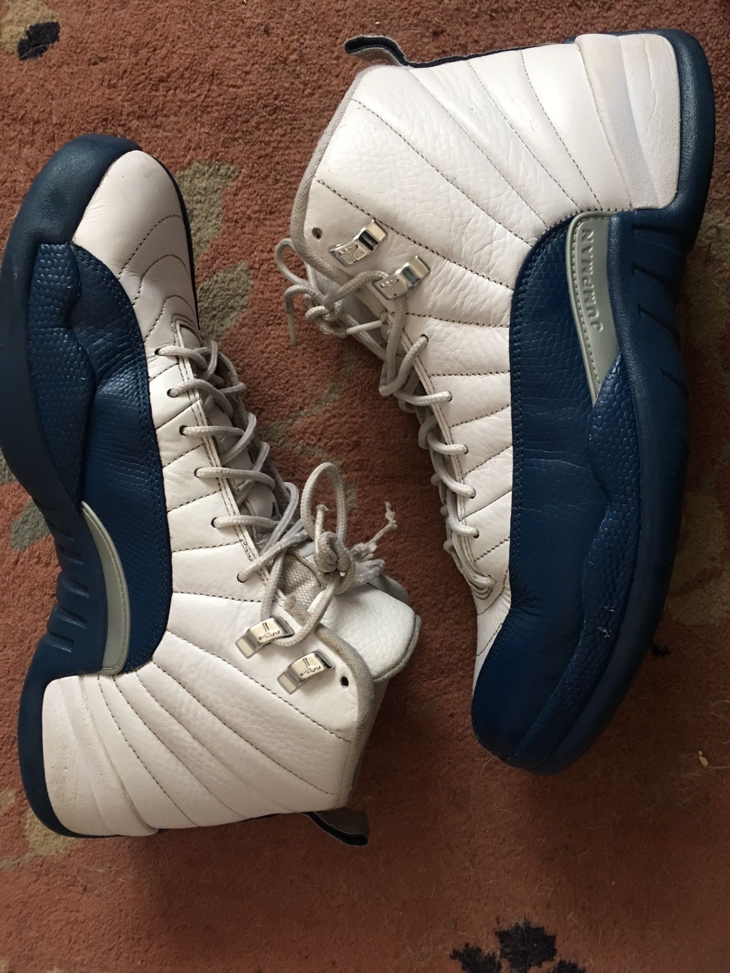 Jordan 12 French blue size 10.5 (pick up)