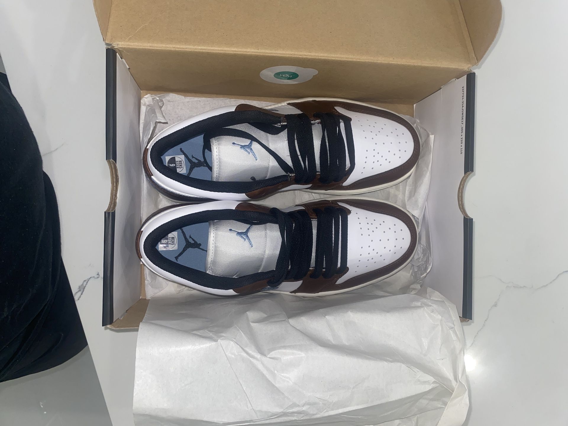 Jordan 1 Retro Low SE Size 9