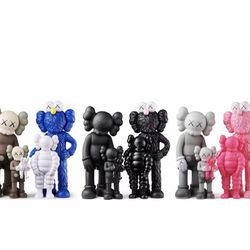 KAWS Family Set Pink Blue White Brown Black Vinyl Figure Grey Limited Toy Model Silver Gold Collectibles Street Fine Art Print Paint