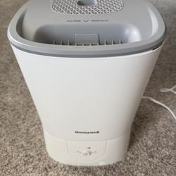 Honeywell top fill warm mist humidifier