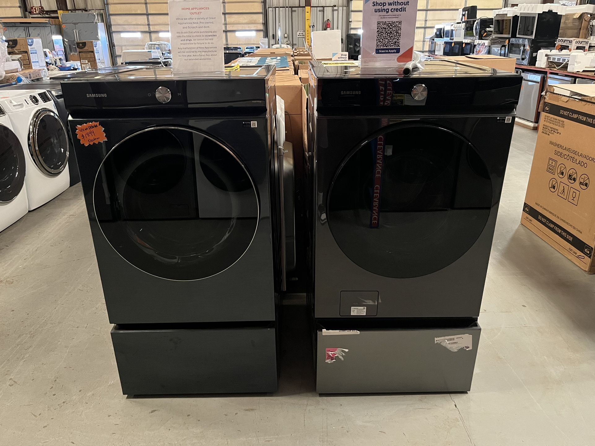 AI Washer And Dryer Set