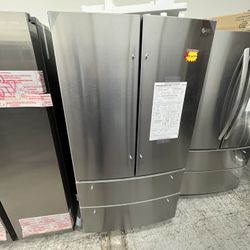 NEW LG REFRIGERATOR