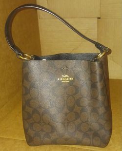 Coach Bucket Bag
