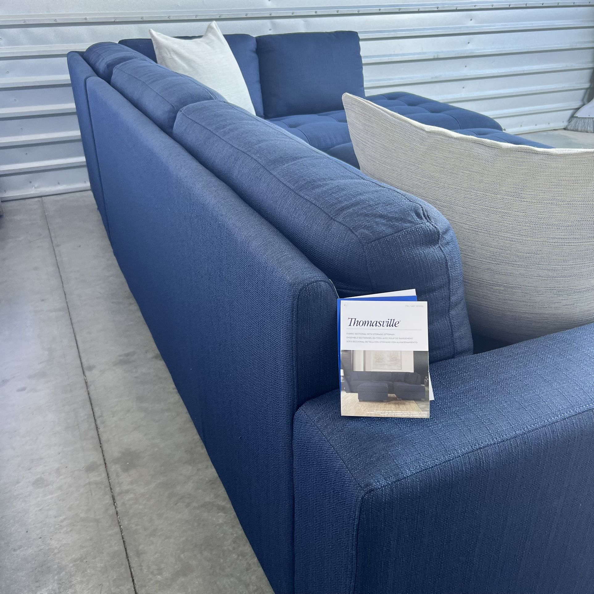 Thomasville Miles Fabric Sectional Sofa Delivery included for Sale in Irvine, CA OfferUp