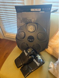 Music boxing machine