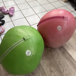 UGI FITNESS EXERCISE BALLS  8lb and 12lb