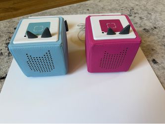 Set of 2 Tonies Players and 20 Characters