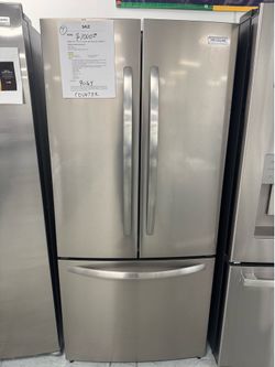 31.5” wide counter depth refrigerator with ice maker