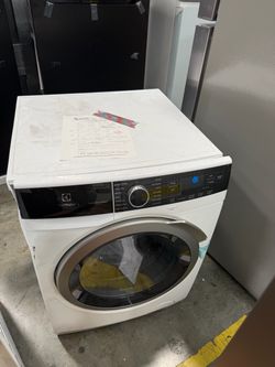Electrolux LuxCare Front Load Washing Machine 4.0 Cu Ft