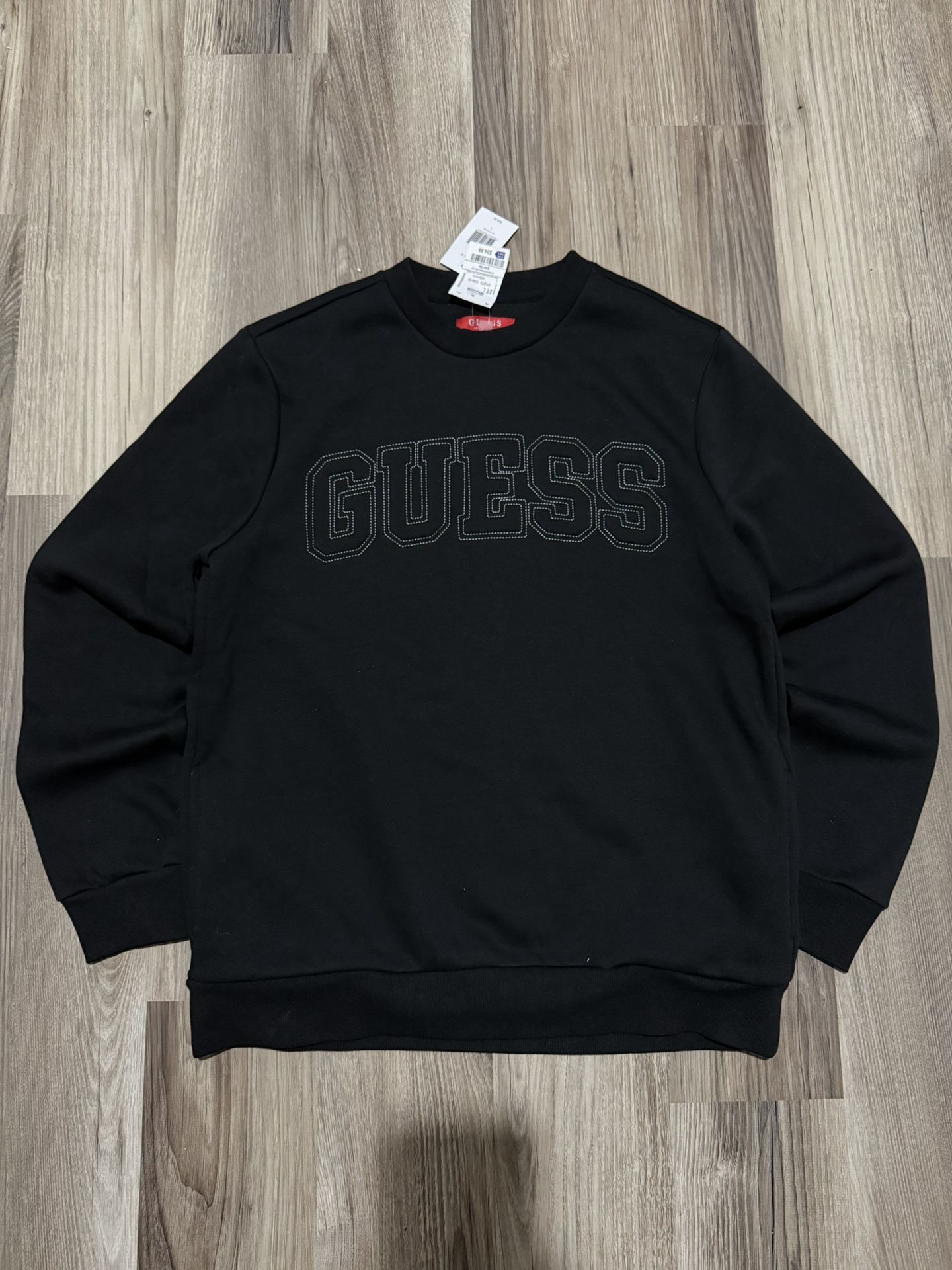Mens Guess sweatshirt • Size L