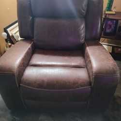 Rocking Recliner Chair & Reclining Sofa