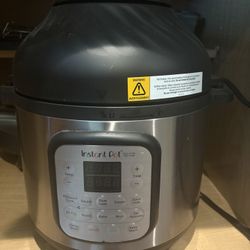 Instant Pot Duo Crisp + Air Fryer 8qt