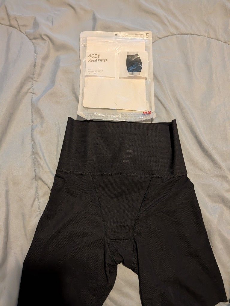 Unique Low Body Shaper High-rise Nonline Half Shorts Size Small Black