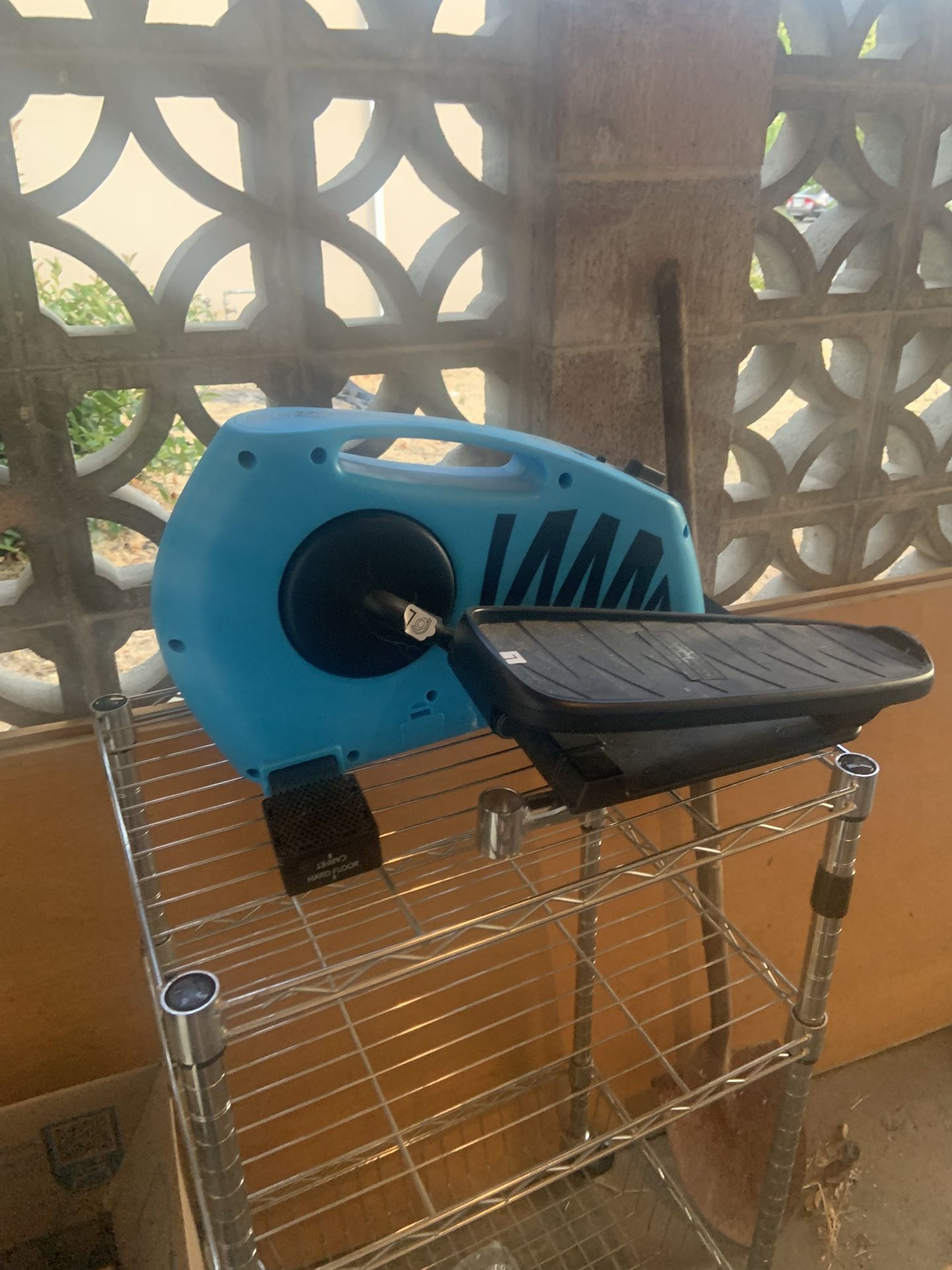 blue tiger bulb head step machine
