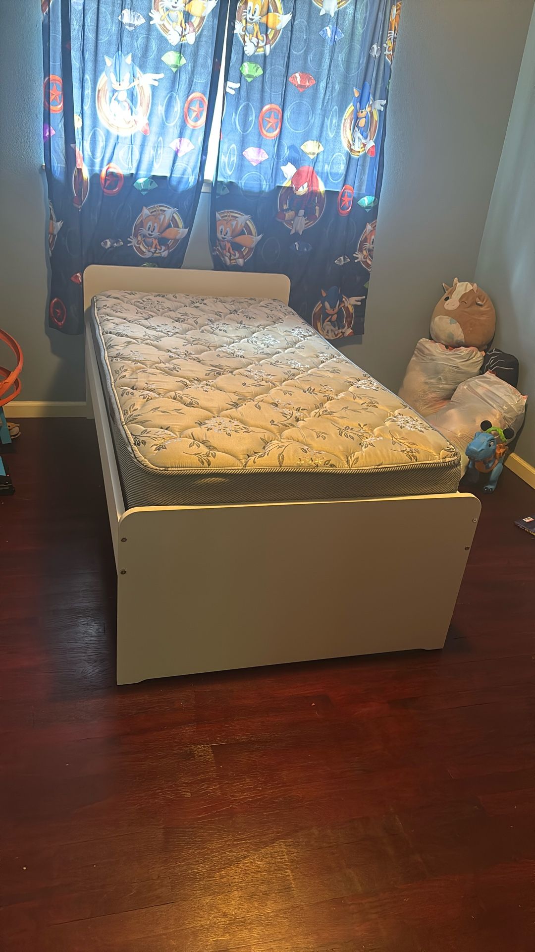 Twin Bedroom Set