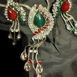 Gorgeous Jewelry Set