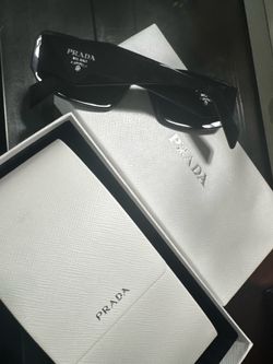 Prada sunglasses 🕶️ real Prada