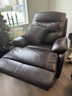 Brown Electric Leather Reclining Chair