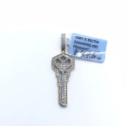 Diamond Key Gold 10k New Pendant 