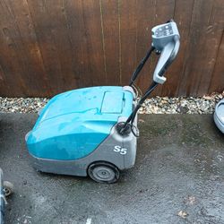 Tennant S5 Floor Sweeper.