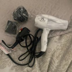 Sutra Beauty Hair Blow Dryer Color White it's New