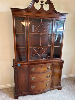 Americana One Piece Hutch